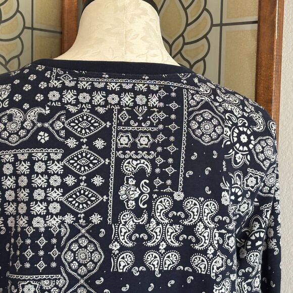 Lands End Serious Sweats Bandana Sweatshirt Navy French Terry Paisley Size L - Picture 5 of 12